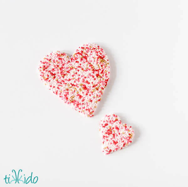 Speedy, Easy, Sprinkle Heart Cake Decoration Tutorial